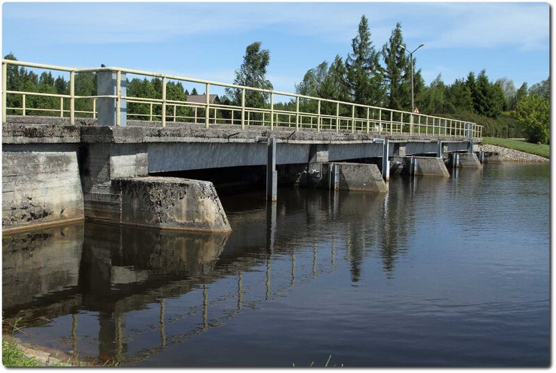 Fail:Kaunissaare pais.jpeg