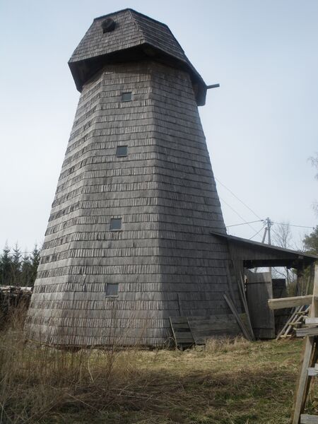 Fail:Koni Juhani tuulik kevad 2014.JPG