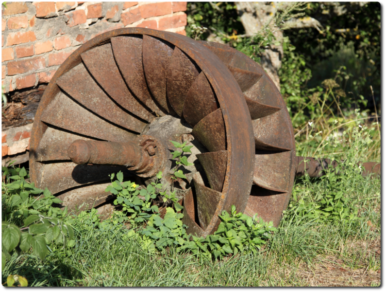 Fail:Hellenurme turbiin vana2.png