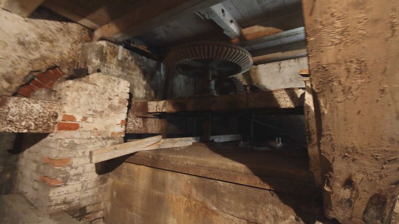 Fail:Lahmuse veski turbiin.jpeg