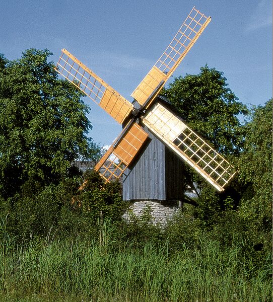 Fail:Muhu vald Eemu tuulik.jpg