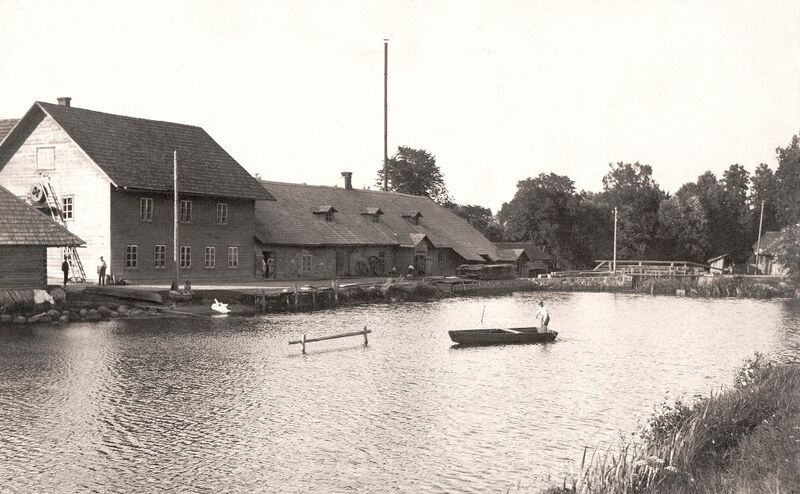 Fail:Sarja vesiveski. Fb Vello Kallandi.jpg