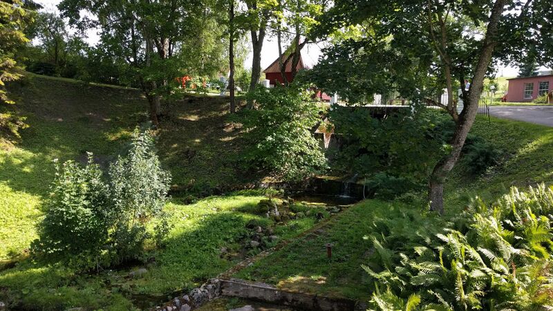 Fail:Alarouge ylevool.jpeg