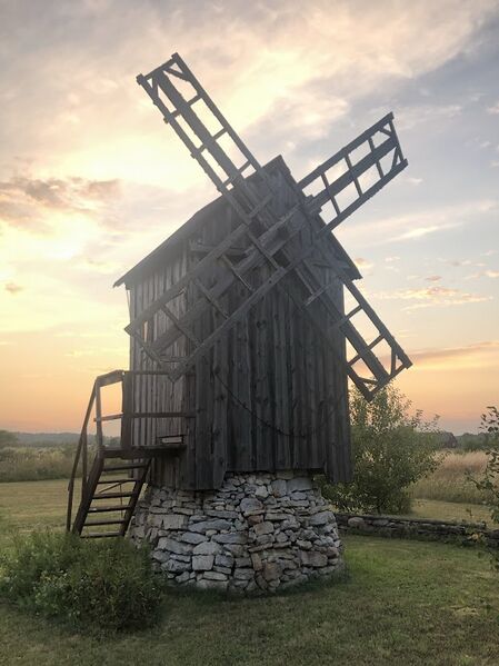 Fail:Mustjala tuulik nr.2.jpeg